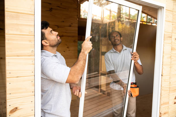 Best Commercial Insulation Contractor  in Lliams Bay, WI